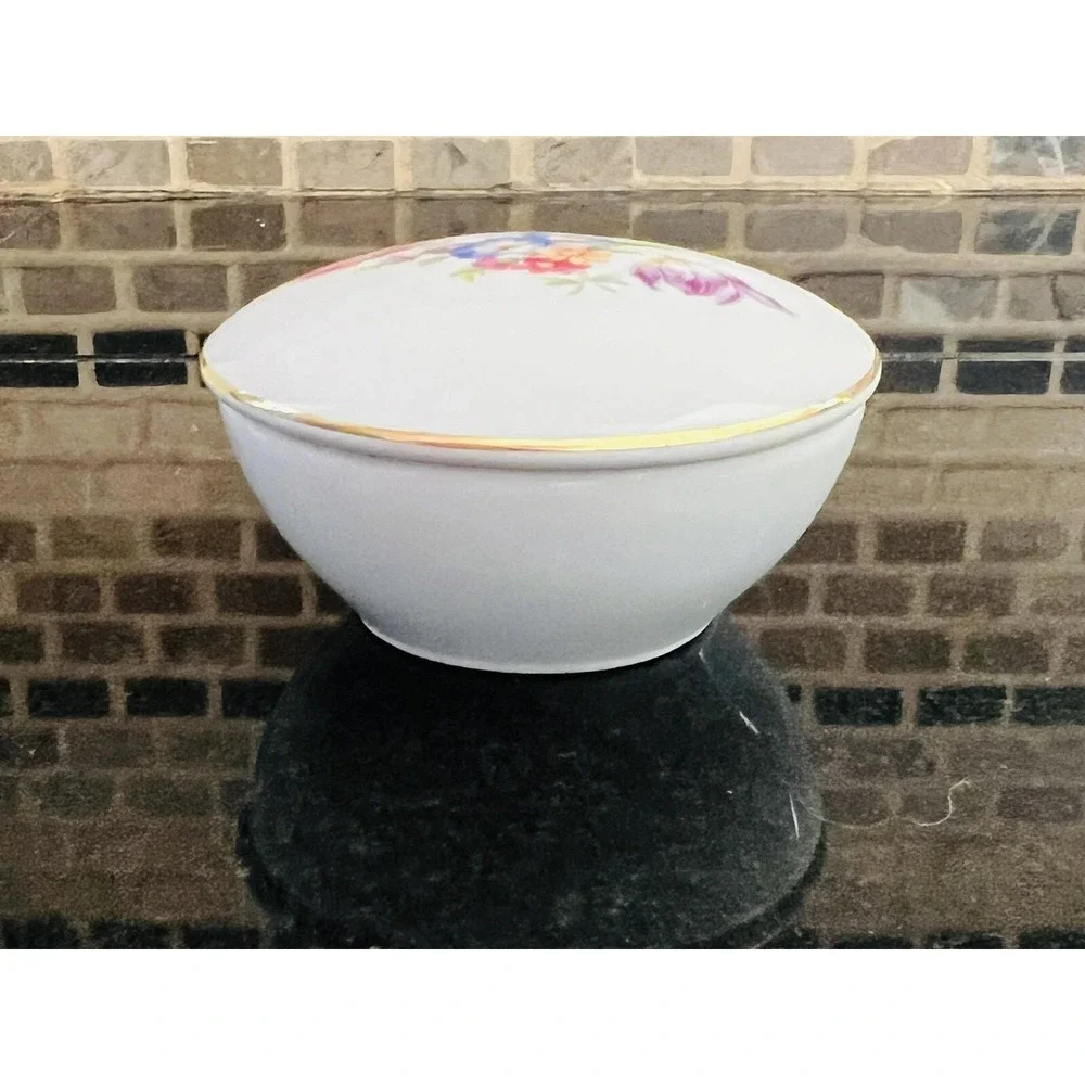 Vintage Royal Bavaria Trinket Box Germany Décor Vanity‎ Bowl Porcelain with Lid